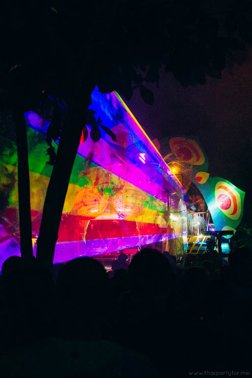 Laser show on Jungle Experience