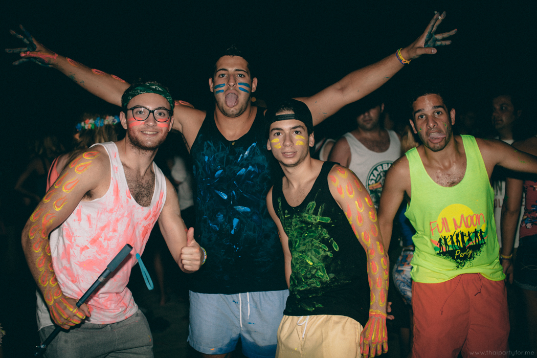 Full Moon Party August 2014 Photo 06. Smile.