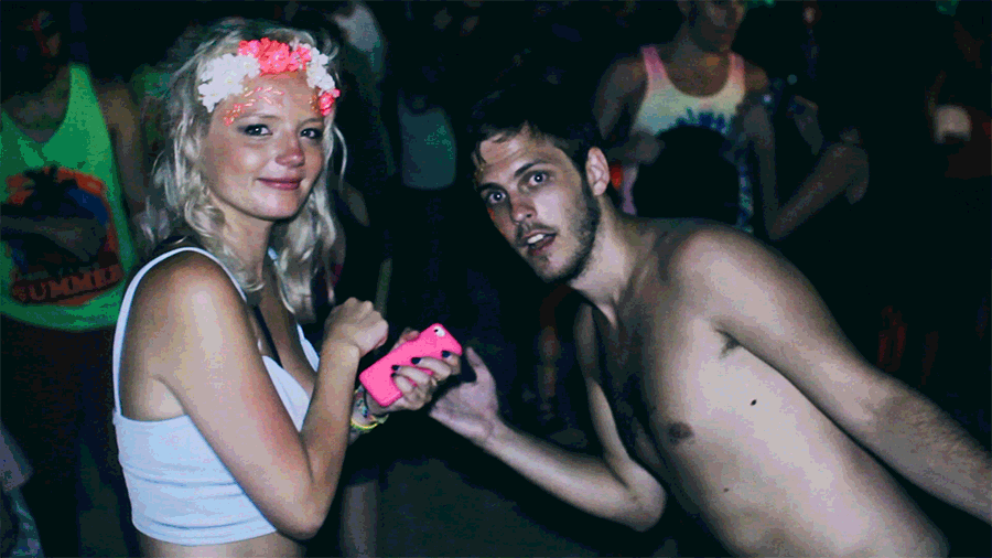 Best of Full Moon Party 2014 Gif 1. Girl showing fuck.